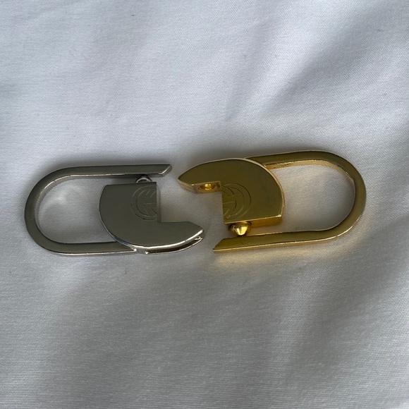 Gucci Interlocking Keychain - Picture 6 of 7